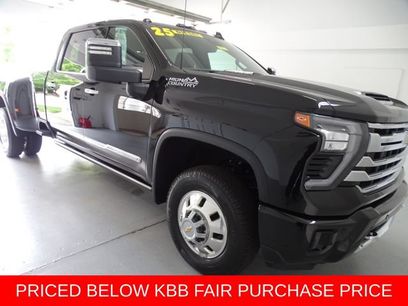 Used 2025 Chevrolet Silverado 3500 High Country w/ Technology Package