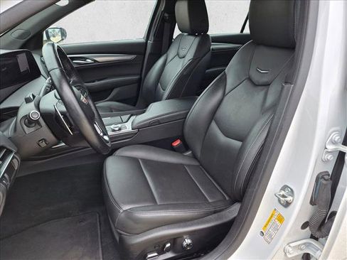 Used 2025 Cadillac CT5 Premium Luxury RWD image 16
