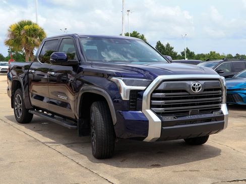 Used 2025 Toyota Tundra Limited w/ Power Package AWD/4WD image 25