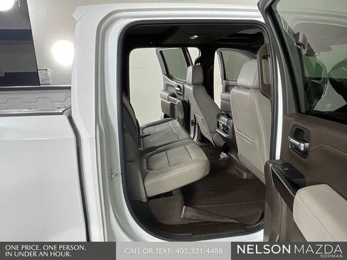 Used 2019 Chevrolet Silverado 1500 LTZ w/ LTZ Texas Edition AWD/4WD image 16