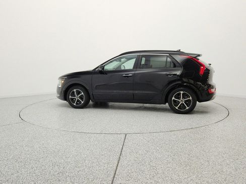 Used 2023 Kia Niro FWD image 8