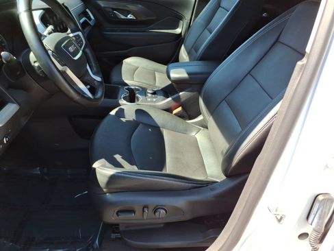 Certified 2023 GMC Terrain SLT w/ Elevation Edition FWD image 13