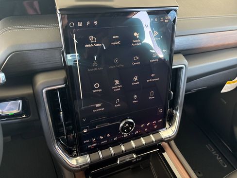 New 2026 GMC Yukon Denali w/ Sun & Power Step Package image 29