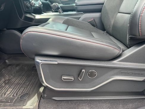 Used 2025 Ford F150 Raptor AWD/4WD image 6