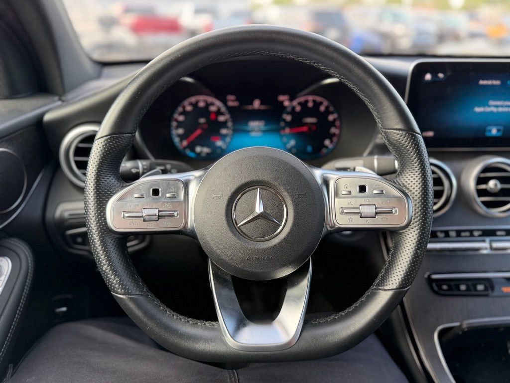 Used 2022 Mercedes-Benz GLC 300 4MATIC image 6