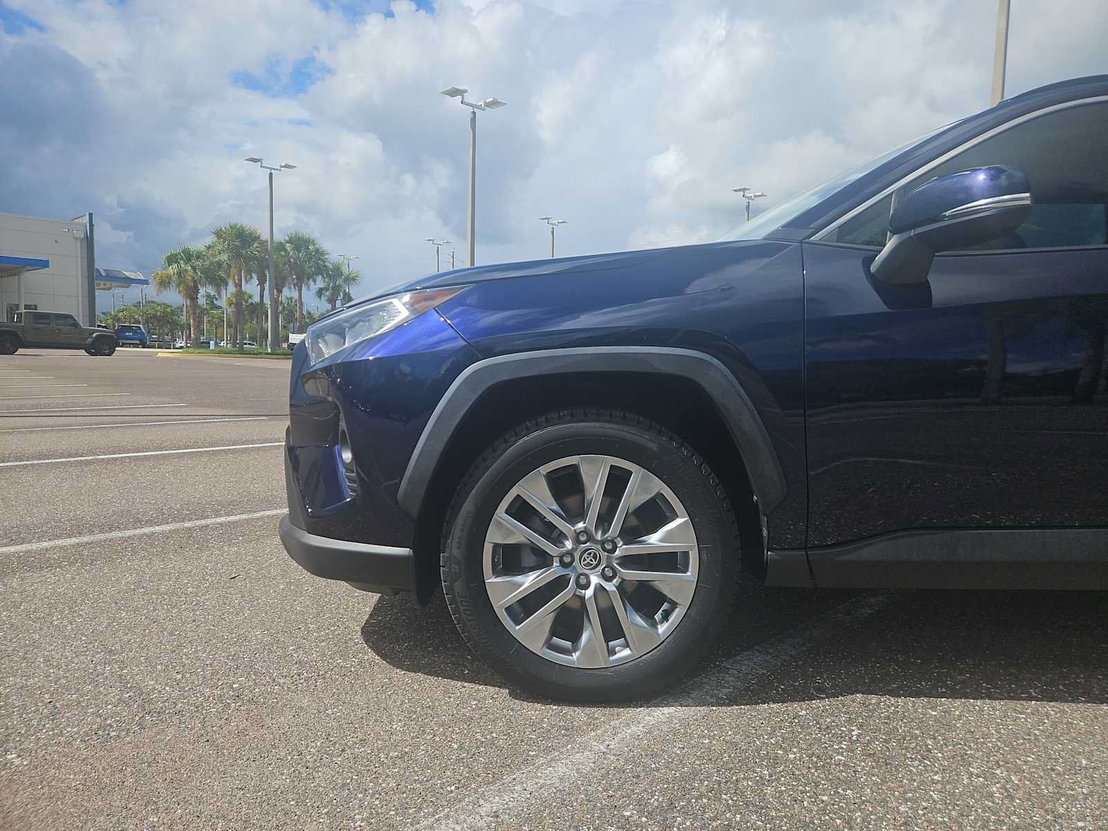 Used 2021 Toyota RAV4 XLE Premium FWD image 19