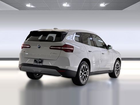 Used 2026 BMW X3 xDrive30i w/ Convenience Package AWD/4WD image 8