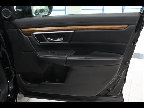 Used 2018 Honda CR-V Touring image 25