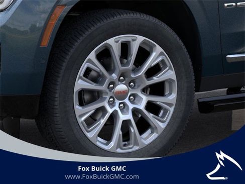 New 2026 GMC Yukon XL Denali image 9