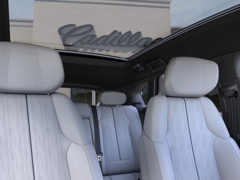 New 2025 Cadillac Optiq Luxury 2 w/ LPO, Floor Liner Package image 24