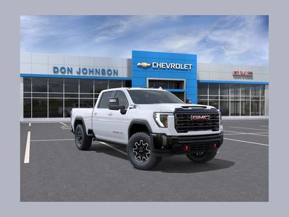 New 2026 GMC Sierra 2500 AT4X w/ LPO, Black Badging Package