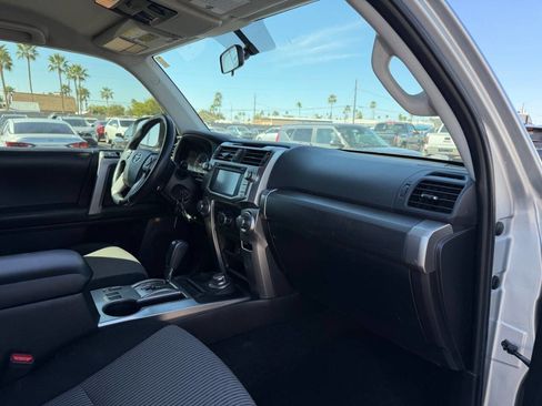 Used 2017 Toyota 4Runner SR5 image 29