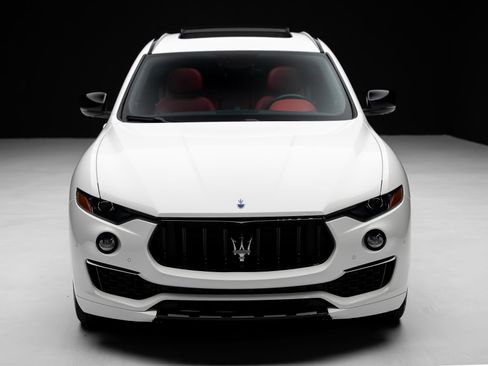 Used 2022 Maserati Levante GT AWD/4WD image 6