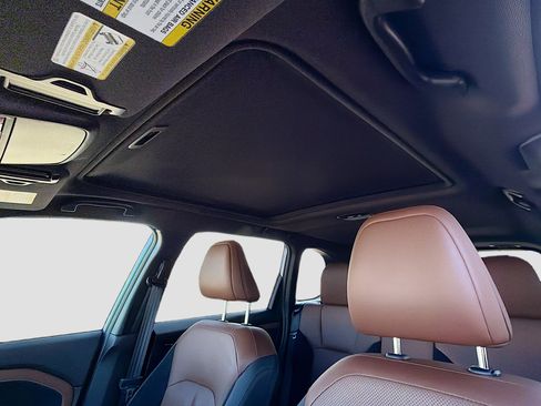 Certified 2025 Subaru Forester Touring image 28