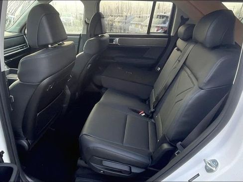 New 2025 Hyundai Santa Fe XRT image 13