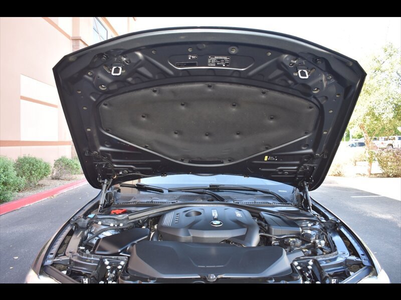 Used 2017 BMW 330i Sedan RWD image 38