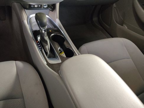Used 2022 Chevrolet Malibu LS w/ Driver Confidence Package II FWD image 26