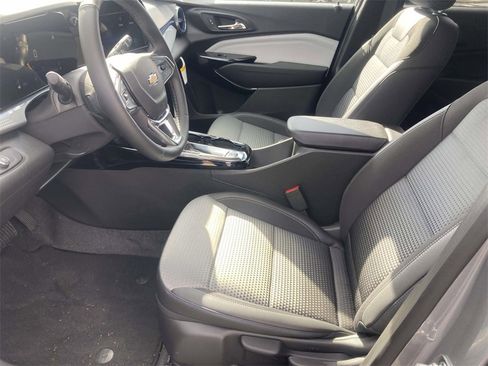 New 2026 Chevrolet Trax LT w/ LT Convenience Package image 16