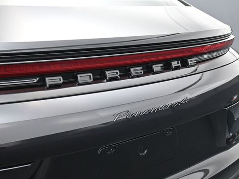 New 2026 Porsche Panamera image 14
