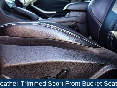 Used 2012 Ford Focus SEL image 11