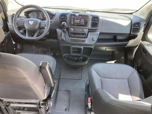 Used 2023 RAM ProMaster 2500 FWD image 18