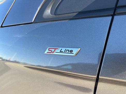 Used 2022 Ford Edge ST-Line w/ Class II Trailer Tow Package AWD/4WD image 11