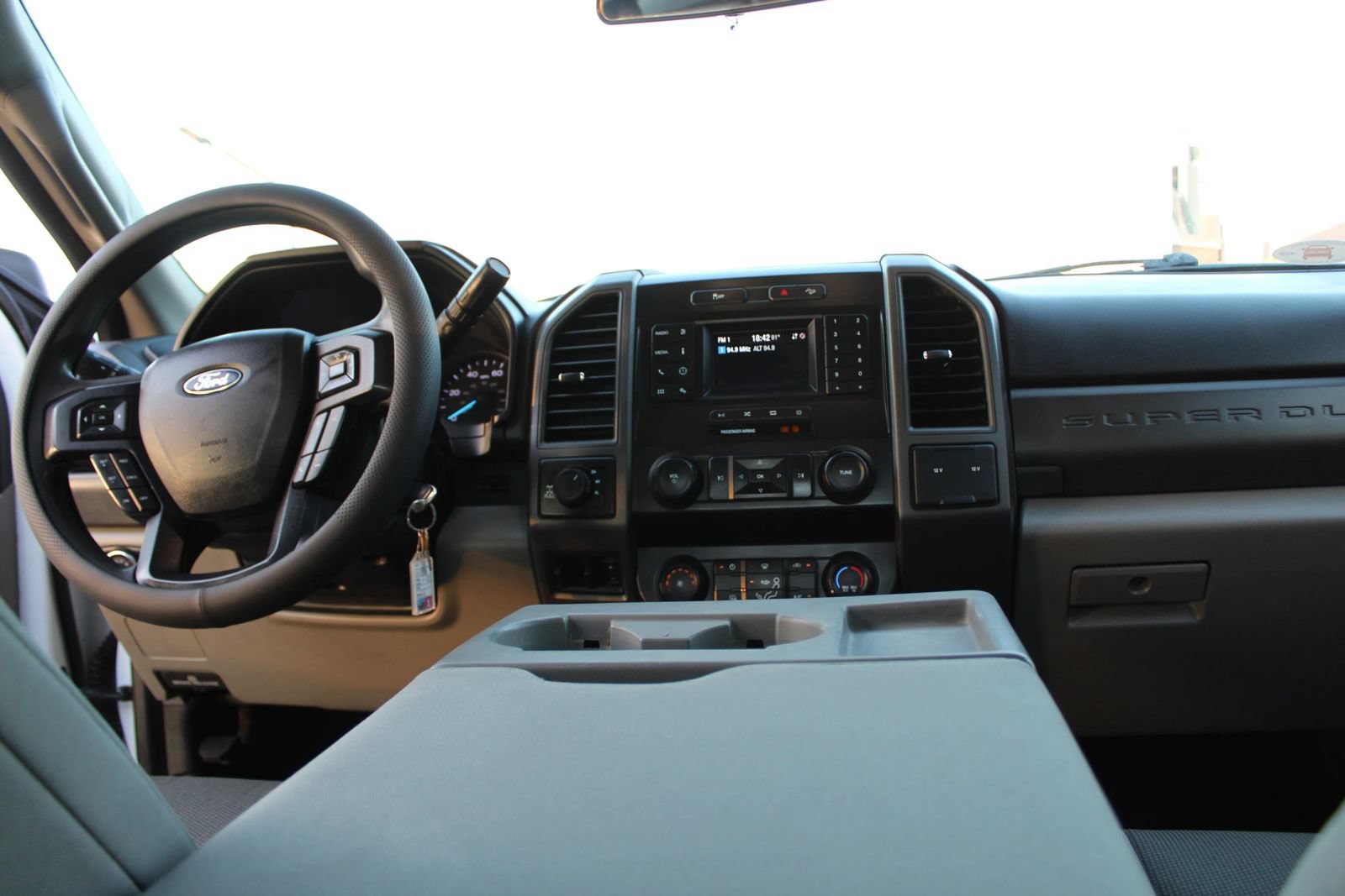 Used 2020 Ford F250 XL w/ Power Equipment Group AWD/4WD image 13