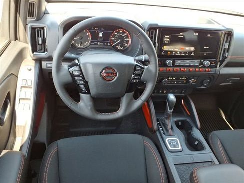 New 2026 Nissan Frontier PRO-4X w/ Pro-4x Convenience Package AWD/4WD image 6