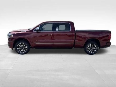 Used 2025 RAM 1500 Limited AWD/4WD image 2