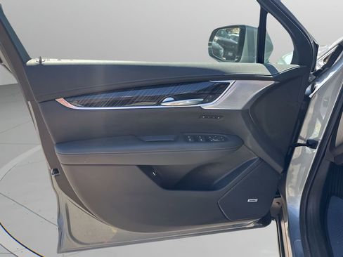 Certified 2023 Cadillac XT6 Premium Luxury w/ Technology Package image 24