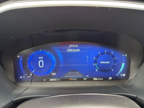 Used 2022 Ford Escape Titanium w/ Class II Trailer Tow Package image 7