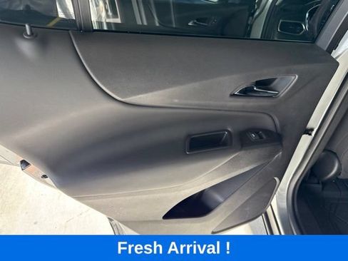 Used 2024 Chevrolet Equinox LT w/ LPO, Floor Liner Package FWD image 13