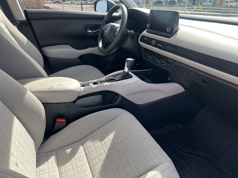 Used 2025 Honda HR-V LX image 18