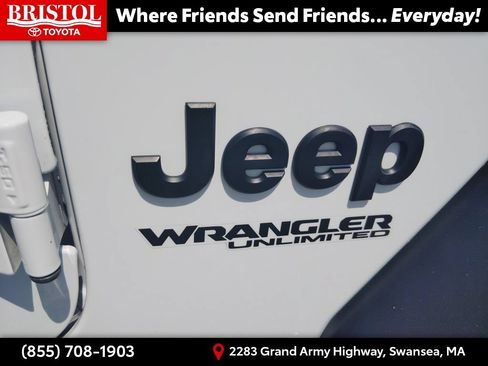 Used 2022 Jeep Wrangler Unlimited Sport AWD/4WD image 32