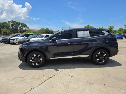 New 2026 Kia Sportage LX FWD image 5