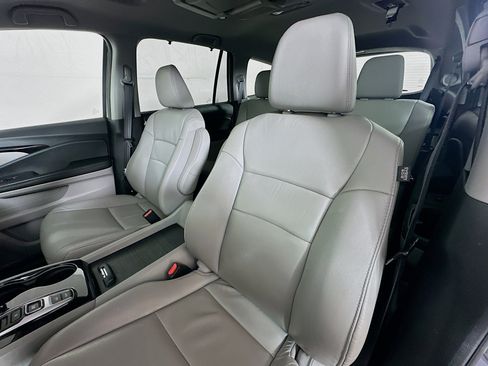 Used 2022 Honda Pilot Touring image 20