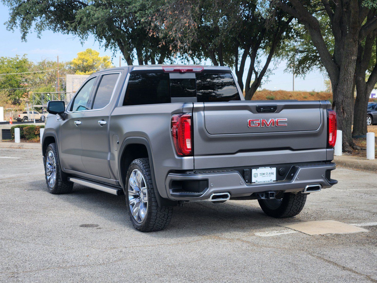 Used 2023 GMC Sierra 1500 Denali w/ Denali Reserve Package AWD/4WD image 4