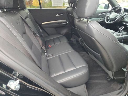 Used 2023 Cadillac XT4 Premium Luxury image 11