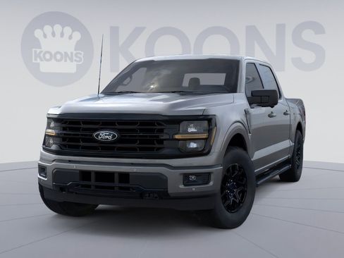 New 2026 Ford F150 XLT w/ Equipment Group 302A MID image 2