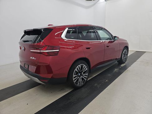 Used 2025 BMW X3 xDrive30i image 4