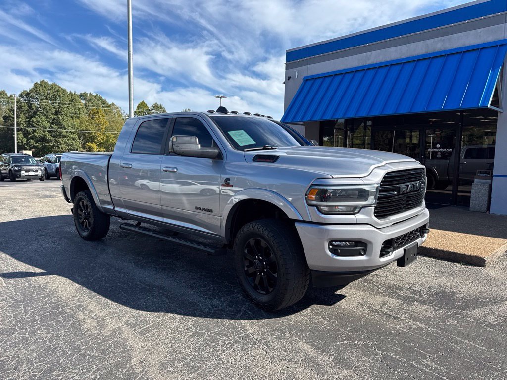 Used 2020 RAM 2500 Laramie w/ Night Edition AWD/4WD image 3