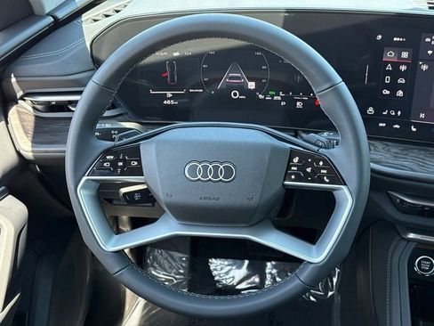 Certified 2025 Audi Q5 Premium w/ Convenience Package AWD/4WD image 14