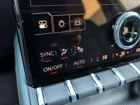 New 2026 GMC Terrain AWD AT4 image 13