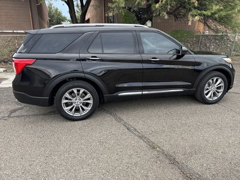 Used 2023 Ford Explorer Limited RWD image 8