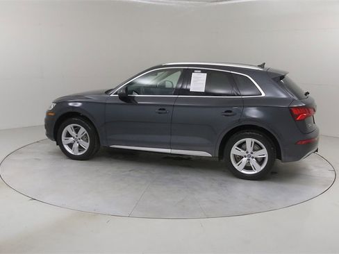 Used 2019 Audi Q5 Prestige w/ Prestige Package image 18