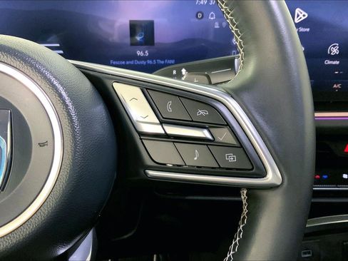 Used 2025 Buick Envision Sport Touring image 19