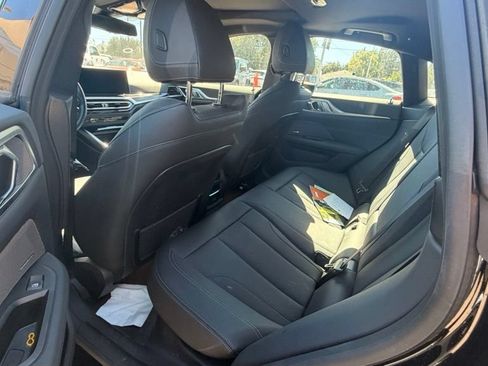 Used 2023 BMW i4 eDrive35 w/ Premium Package RWD image 7