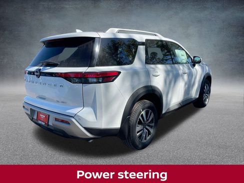New 2025 Nissan Pathfinder SL w/ Cargo Package image 17