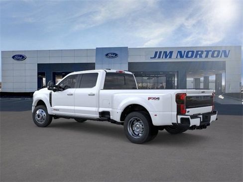 New 2026 Ford F450 Platinum w/ FX4 Off-Road Package image 4