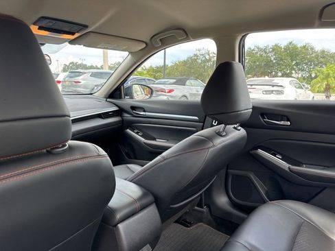 Used 2024 Nissan Altima 2.5 SR image 20